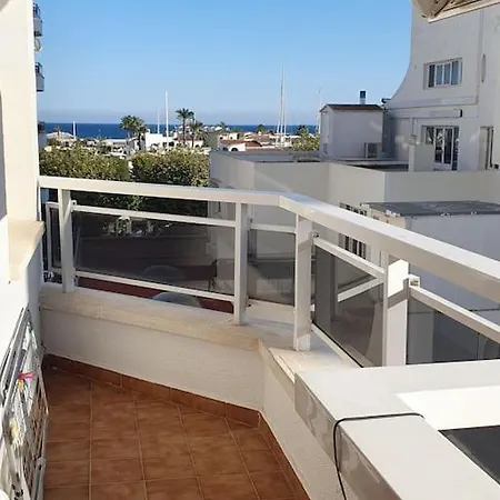 2 Apartment *