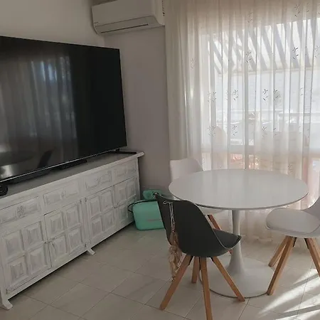 Apartment 2 *
