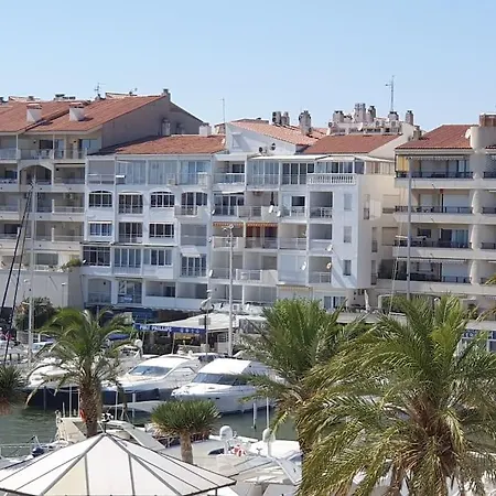 2 * Empuriabrava